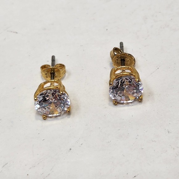 Solitaire Clear Faceted Crystal Gold Tone Stud Earrings Pierced Post Costume - Picture 3 of 5